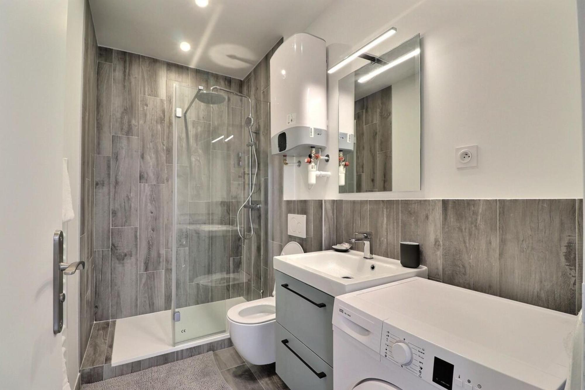 Le Peri - T1 Apartment 4 Guests - Villeurbanne Bagian luar foto