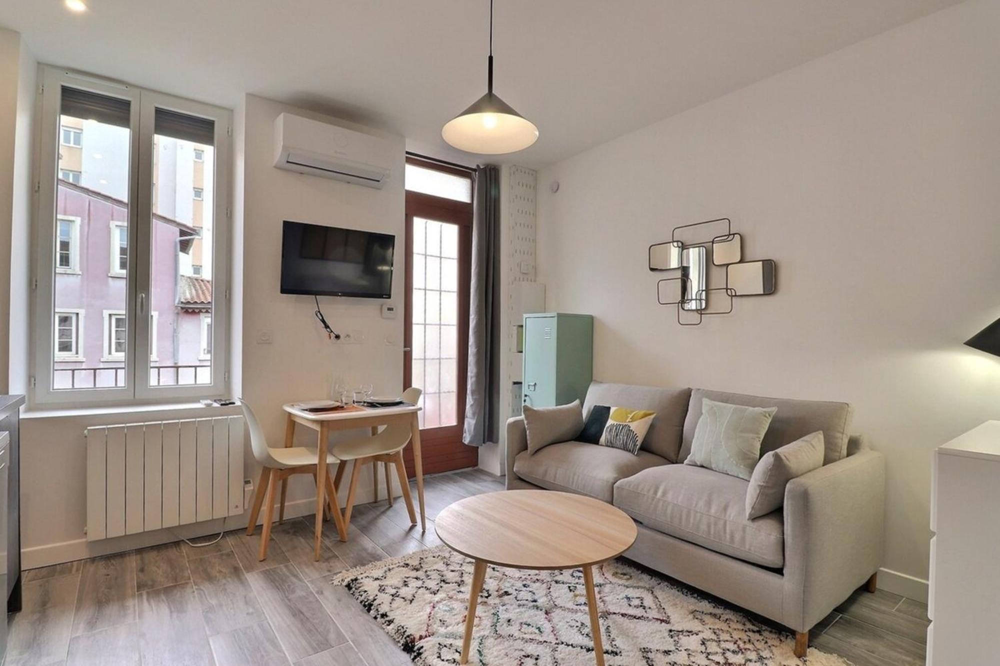 Le Peri - T1 Apartment 4 Guests - Villeurbanne Bagian luar foto